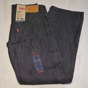 NWT Levi 550 Sz 9 Reg 24 x 23 Relaxed Fit